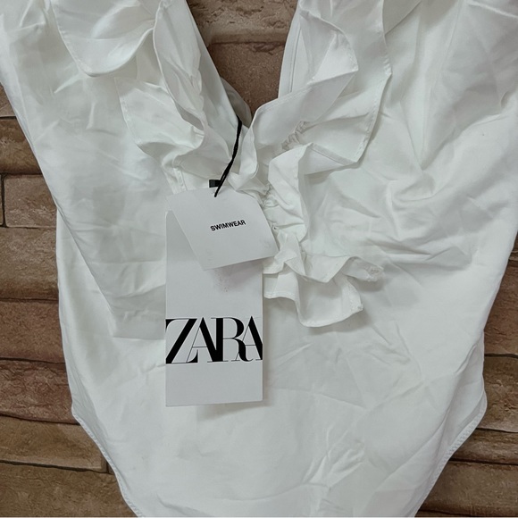 Zara Swim Zara One Piece Swimwear Size Small White Ruffle Deep